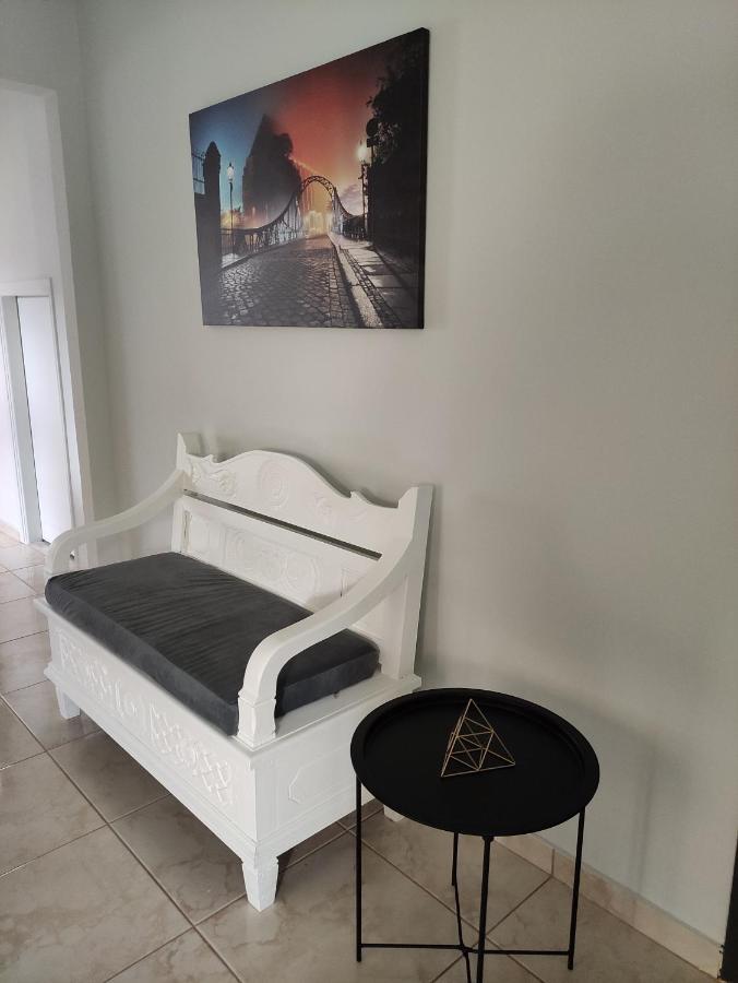 D&D Apartment Pyrgos  Ngoại thất bức ảnh